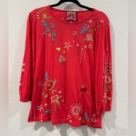 Johnny Was Embroidered Floral Heart Eyes Stars Pink Quarter Sleeves Boho Top XS - Picture 1 of 16